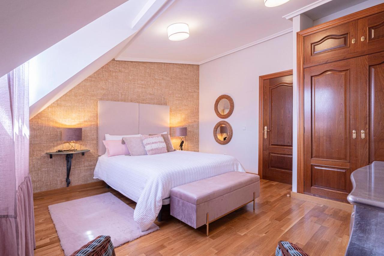 De La Guardia Suite Rosal Oviedo Exterior photo