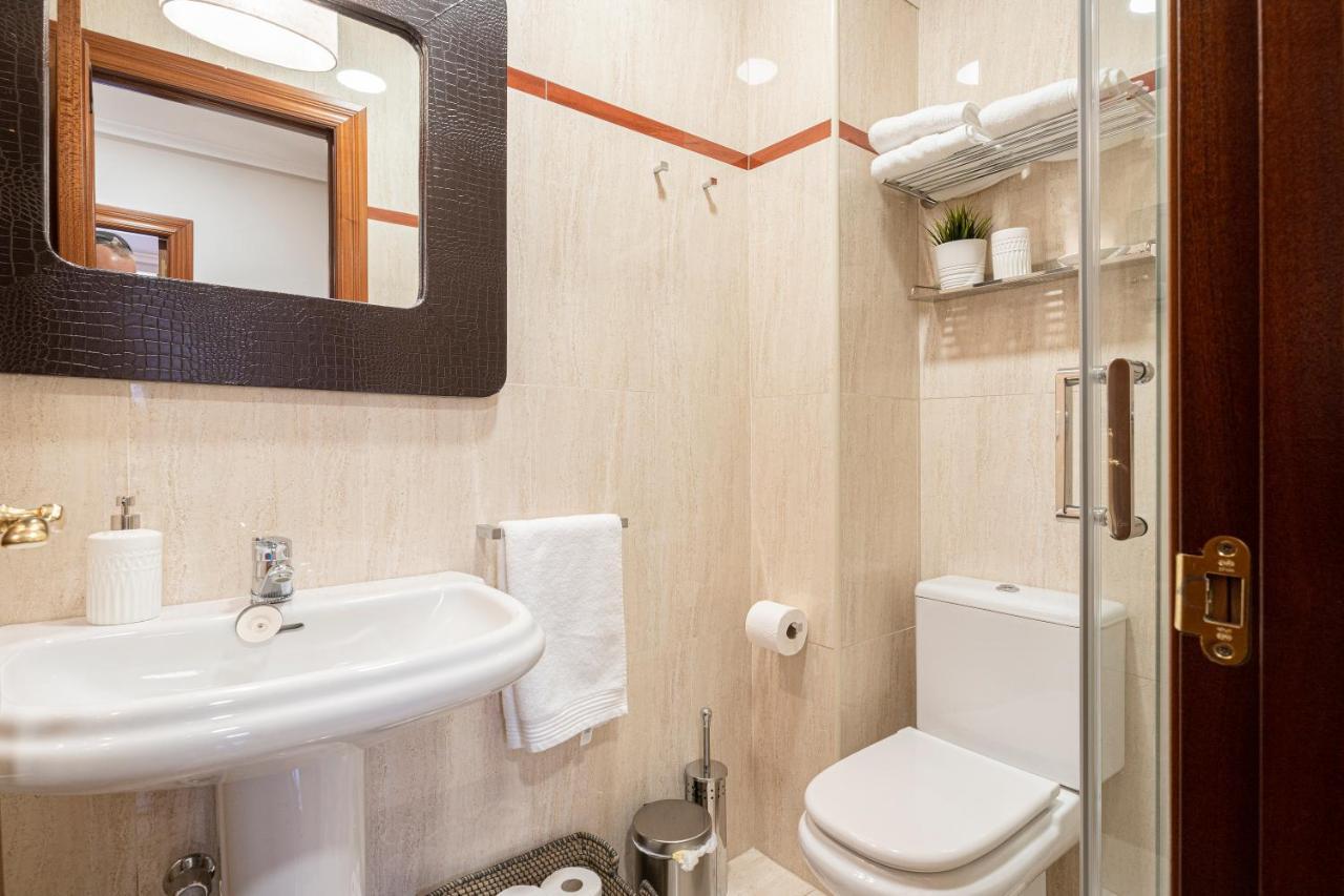 De La Guardia Suite Rosal Oviedo Exterior photo